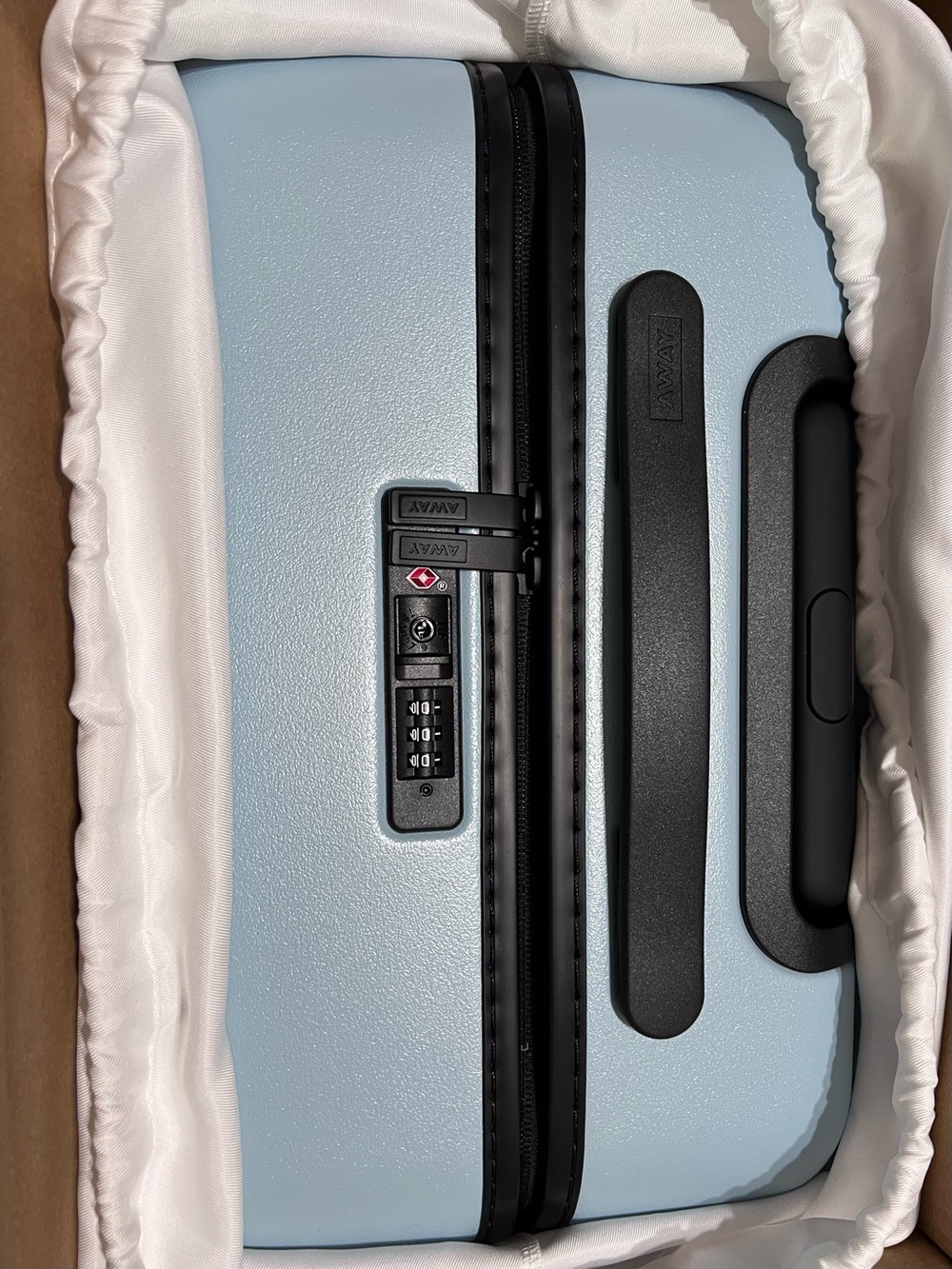Away BIGGER Carry-On 23-Inch Blue Sky Hardside Suitcase -NEVER USED - FIRM